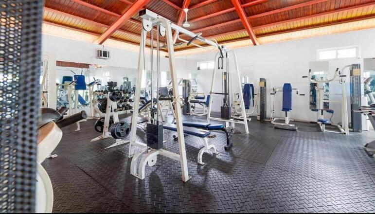 Harmony II Santiago Apartamento-Piscina-Gym -Aire Acondicionado サンティアゴ・デ・ロス・カバリェロス エクステリア 写真