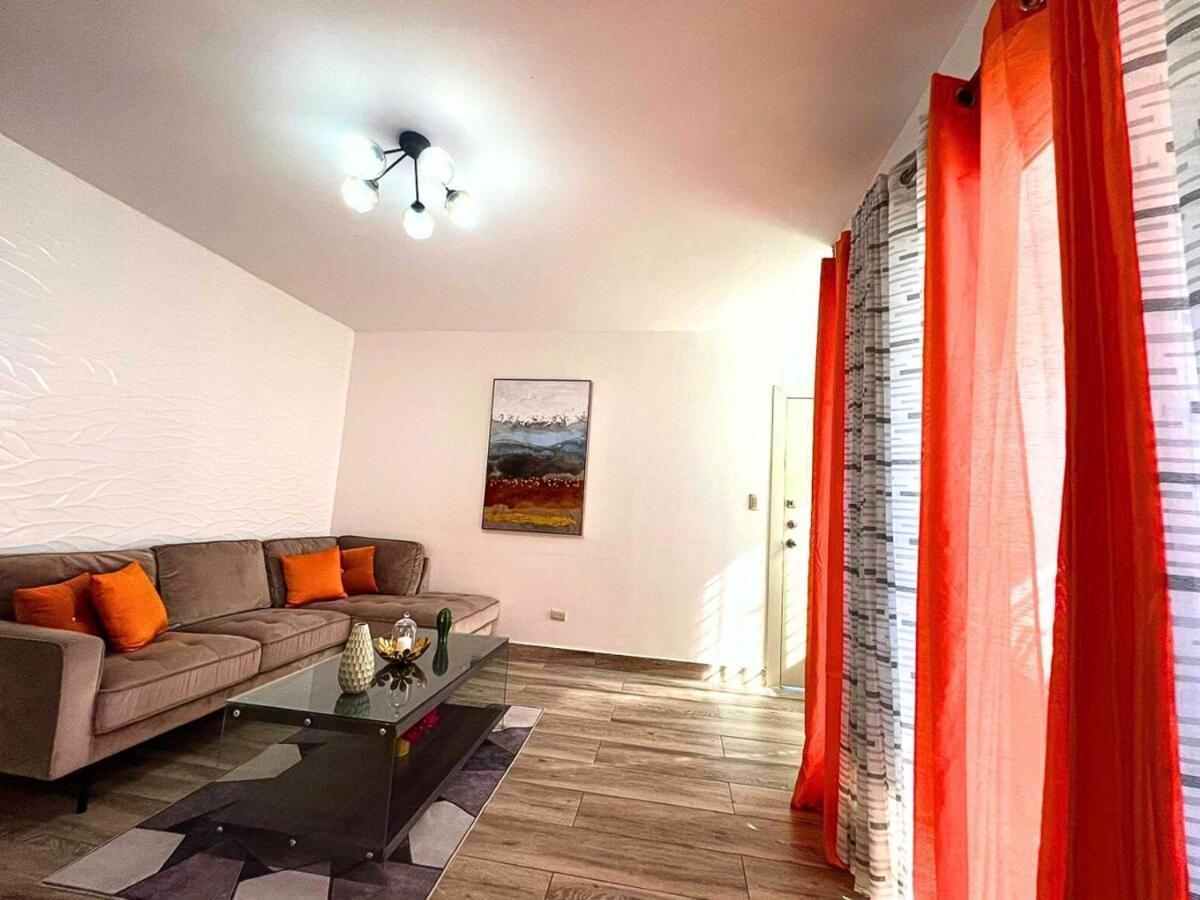 Harmony II Santiago Apartamento-Piscina-Gym -Aire Acondicionado サンティアゴ・デ・ロス・カバリェロス エクステリア 写真